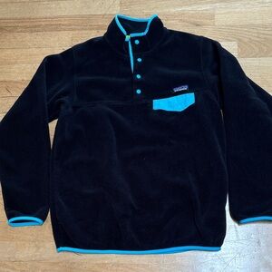 Patagonia Black Fleece with Teal Accents Top sweatshirt
